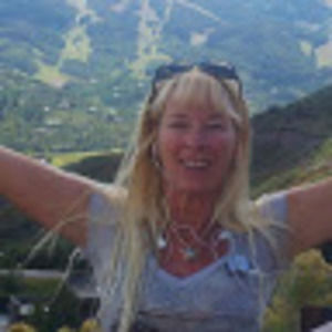 Meet your Posher, Angie